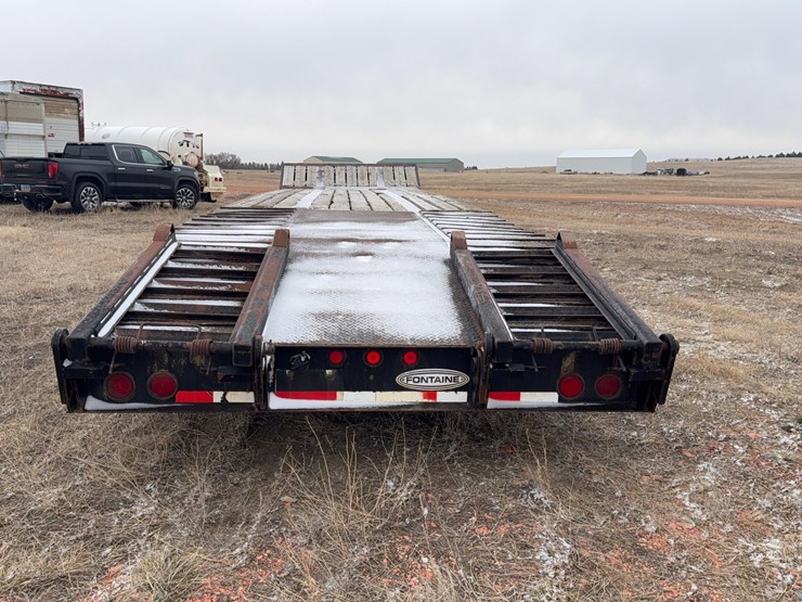 2002-fontaine-step-deck-image-3