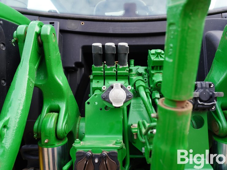 2021-john-deere-6155r-image-17