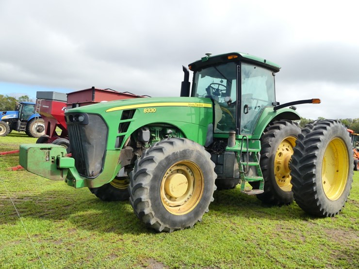 john-deere-8330-image-1