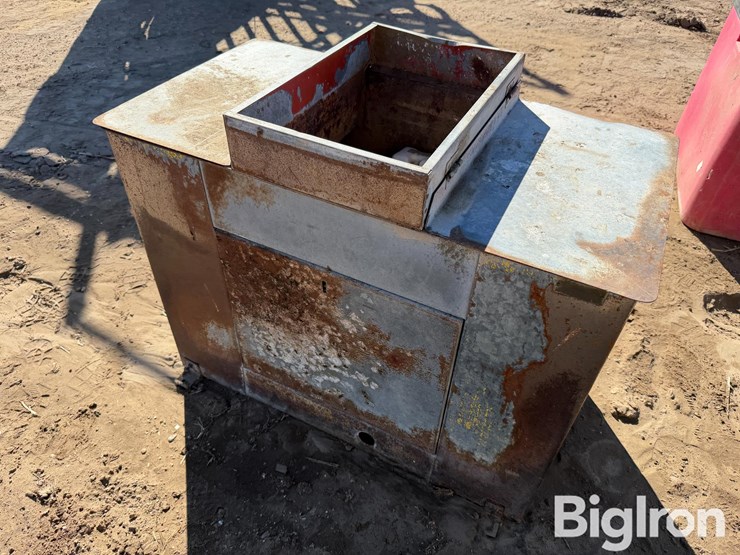 ritchie-steel-livestock-waterer-image-9