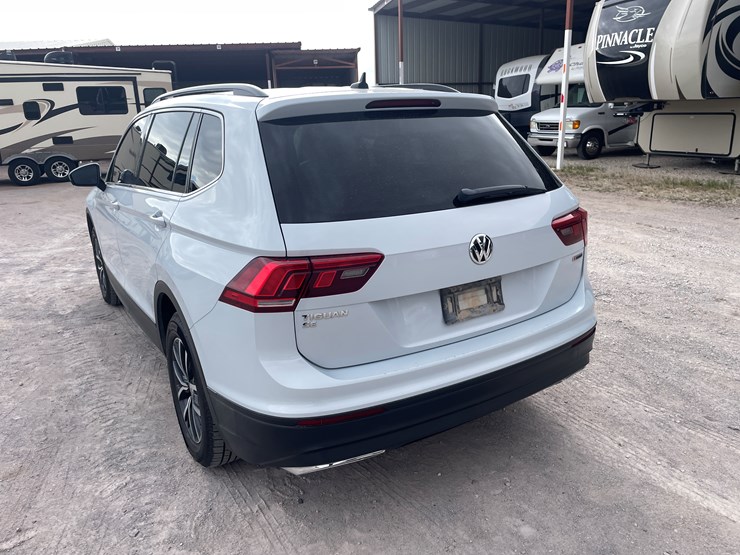 2019-volkswagen-tiguan-se-image-8