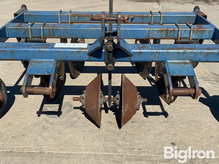 blu-jet-track-master-image-10