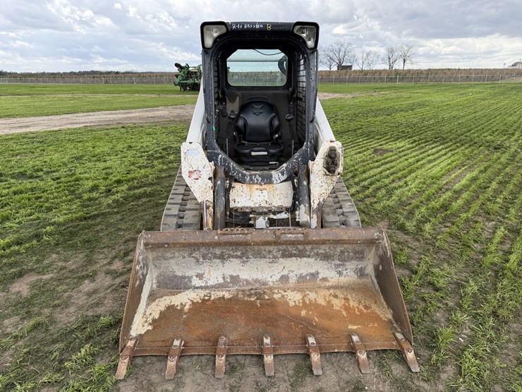 2015-bobcat-t590-image-10