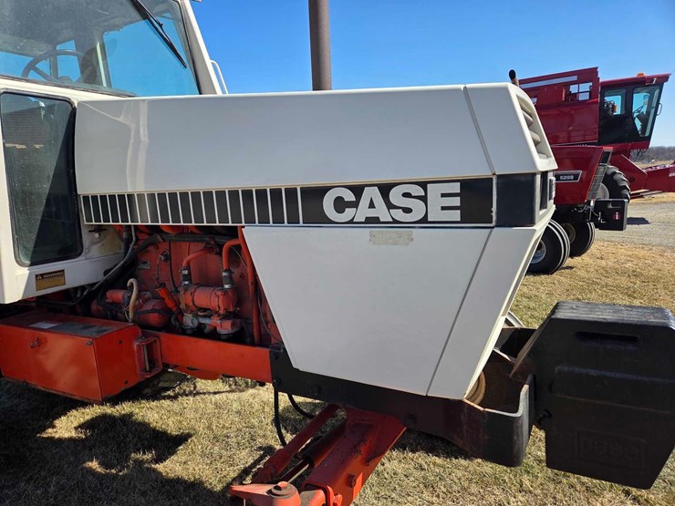 case-2290-tractor-image-50