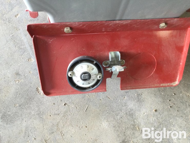 case-ih-1230-image-17