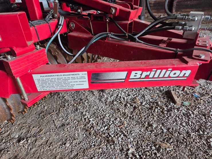 20'-brillion-x-series-cultipacker-image-27