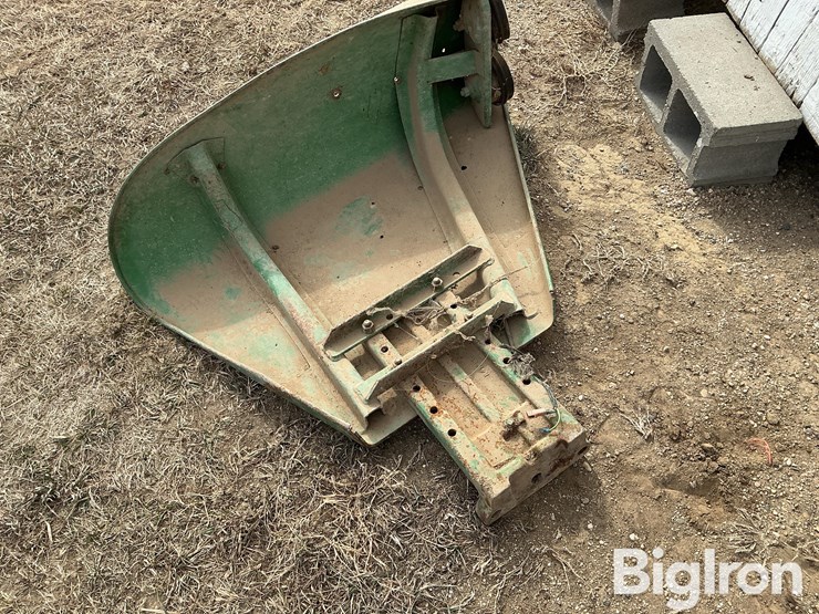 john-deere-10-image-7