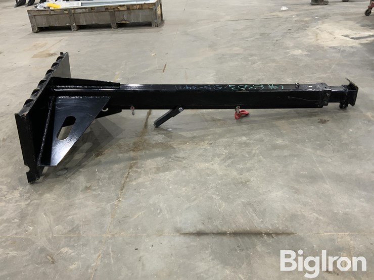 2025-massey-ferguson-730-image-4