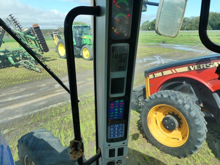 2010-new-holland-t8020-image-14