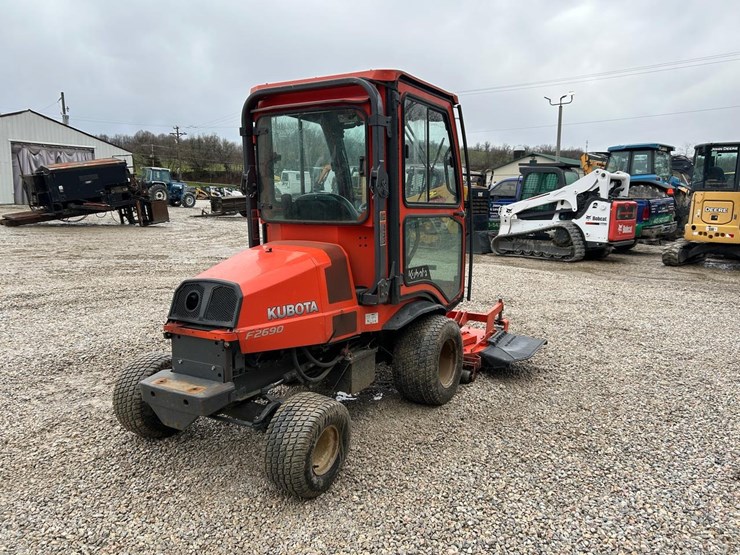 kubota-f2690-image-4