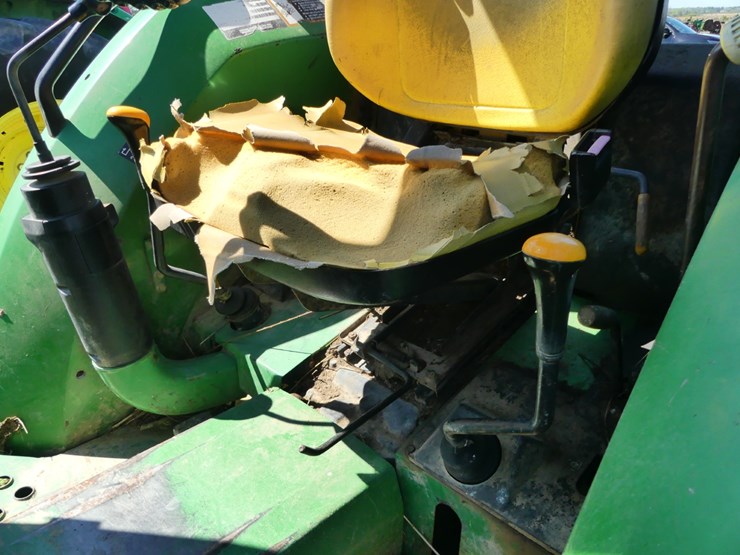 1999-john-deere-5410-image-13