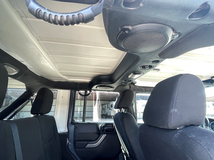 2014-jeep-wrangler-image-85