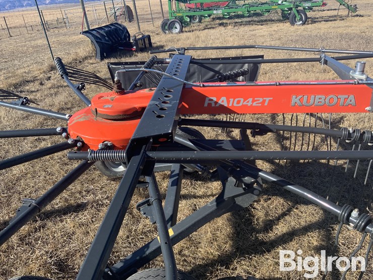 2020-kubota-ra1042t-image-15
