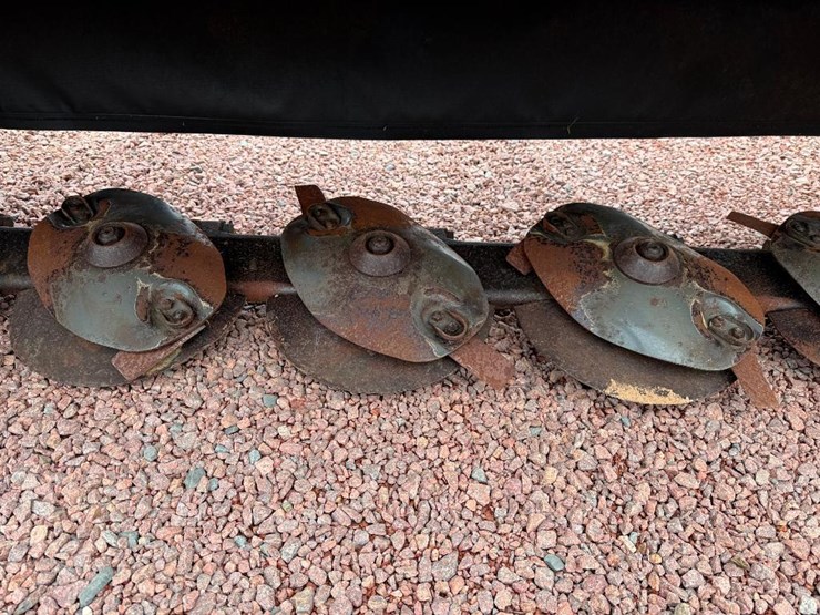 2013-massey-ferguson-1329-image-15