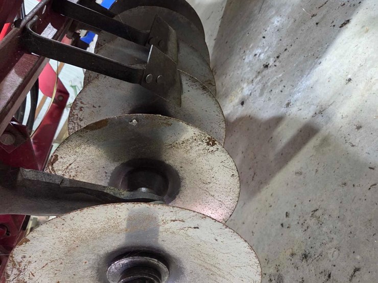 case-ih-3900-image-14