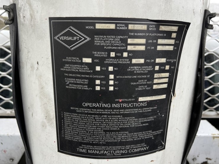 2012-ford-f550-image-23