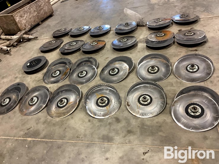 john-deere-24-image-4