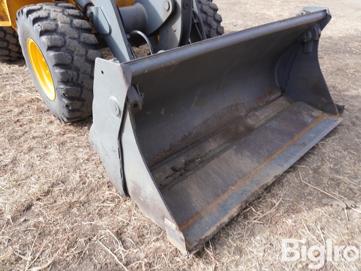 2005-volvo-l30b-image-13