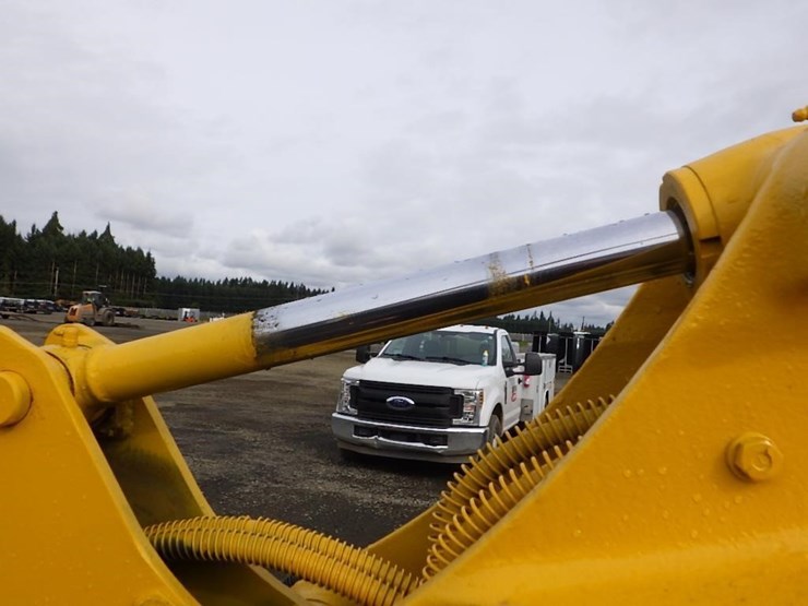 komatsu-pc12uu-image-16