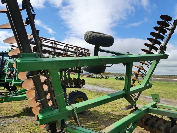 john-deere-637-image-7