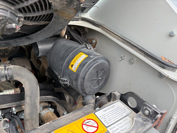 takeuchi-tl8r-image-32