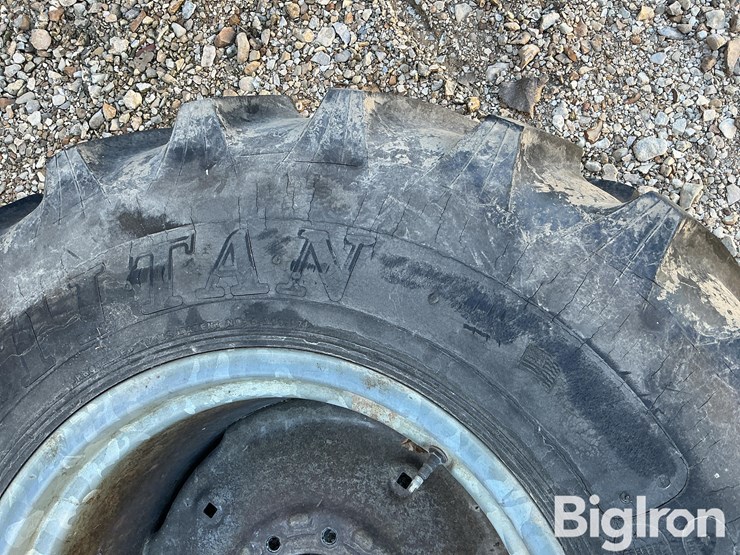 titan-16.9-24-irrigation-pivot-tires-and-rims-image-17