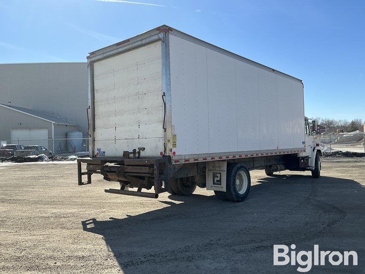 2002-freightliner-fl70-image-5