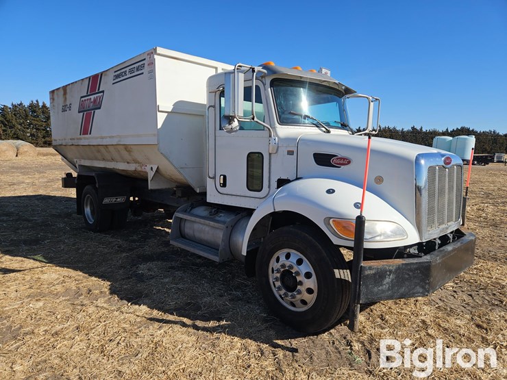 2014-peterbilt-337-image-3