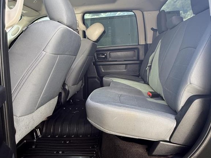 2017-dodge-ram-2500-image-19