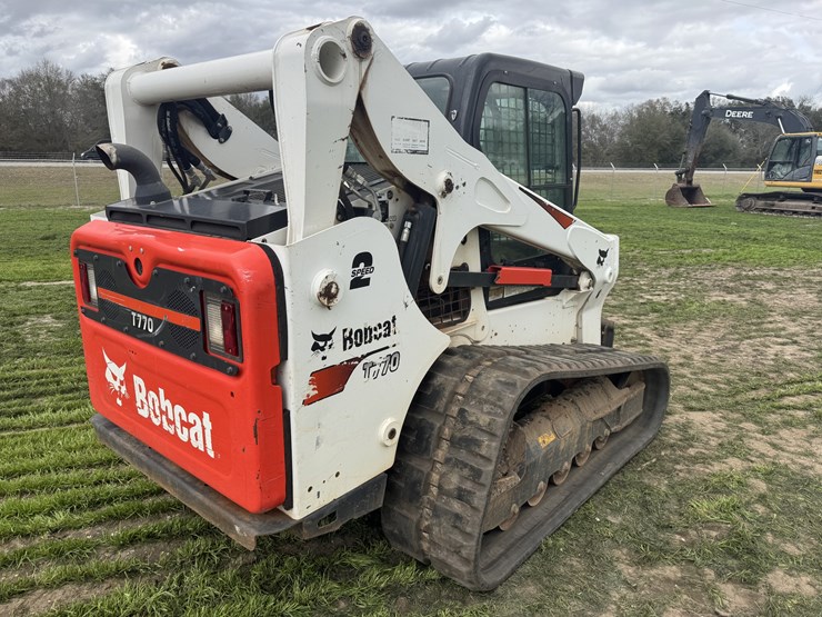 2023-bobcat-t770-image-7