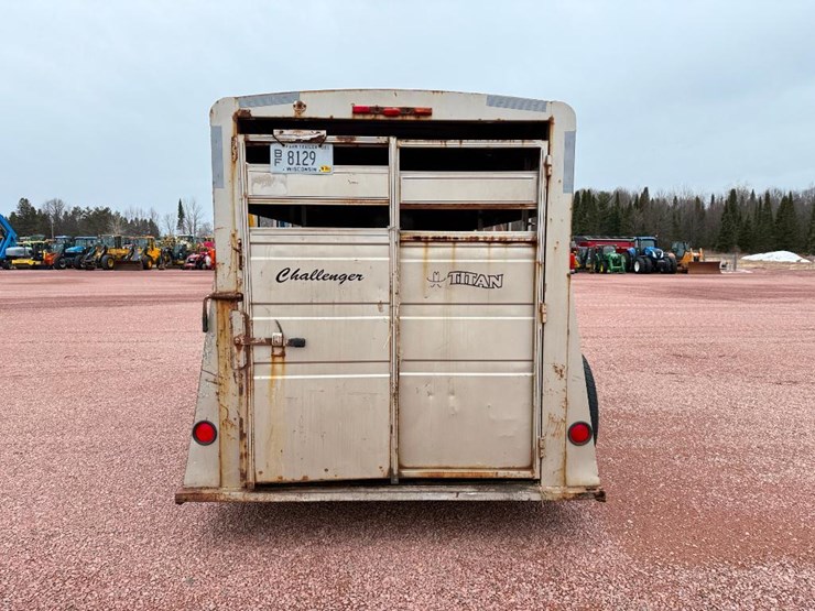 titan-trailer-image-5