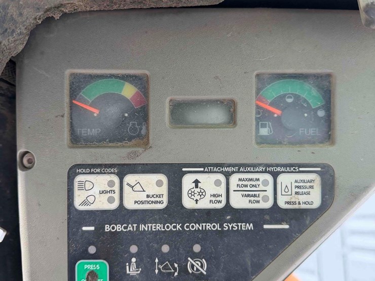 2002-bobcat-873-image-16