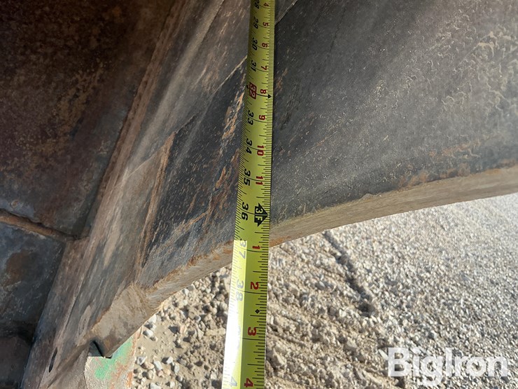 2021-john-deere-210-image-20