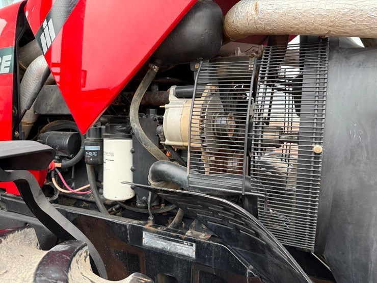 case-ih-mx240-image-38