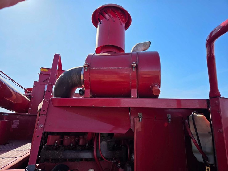 case-ih-1644-image-71