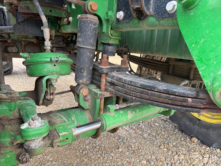2019-john-deere-f4365-image-16