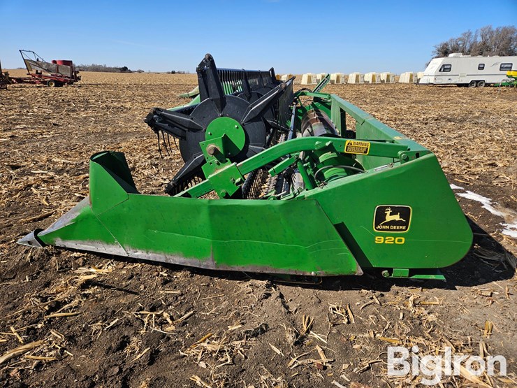 john-deere-920-image-8