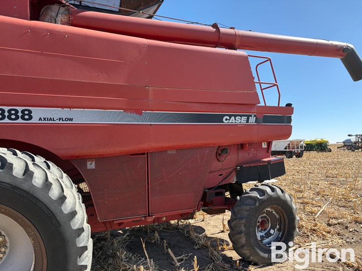 2000-case-ih-2388-image-11