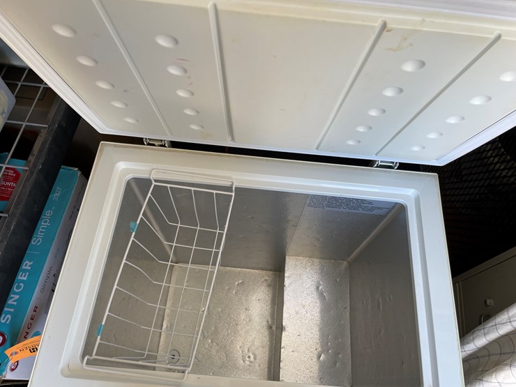 #1490-•-arctic-king-chest-freezer-(offsite-in-el-paso)-image-3