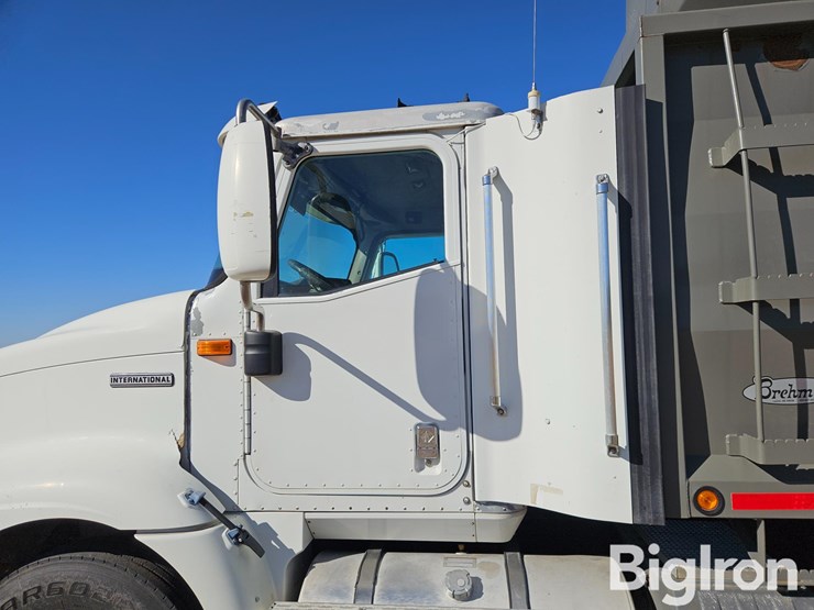 2000-international-9200i-image-17
