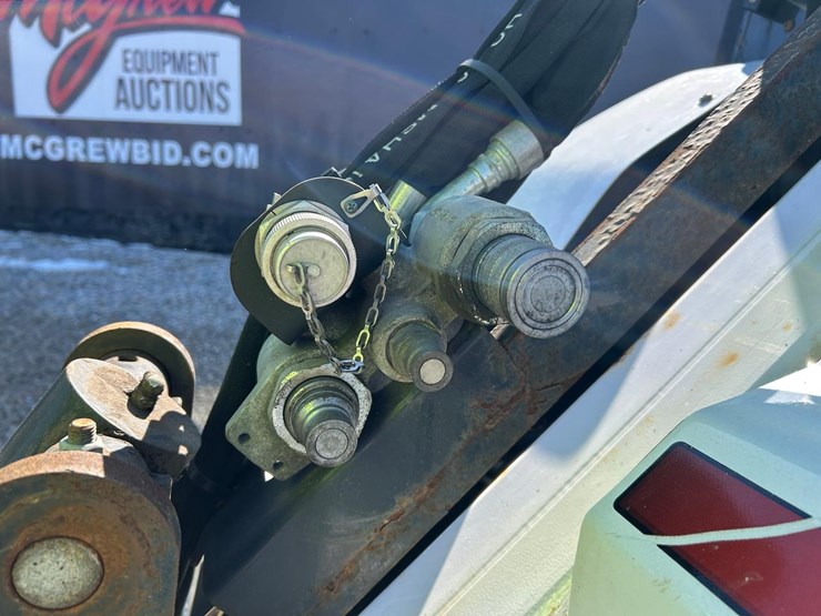 2020-bobcat-l23-image-11