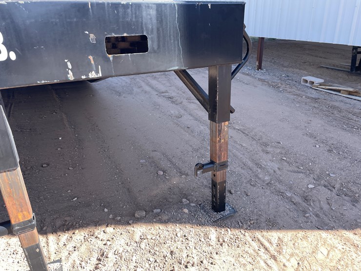 #4332-•-loading-ramp-image-4