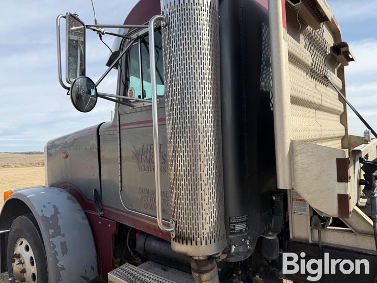 1999-peterbilt-379-image-19