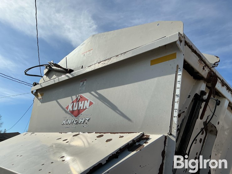 1994-international-2654-t/a-manure-spreader-truck-image-19