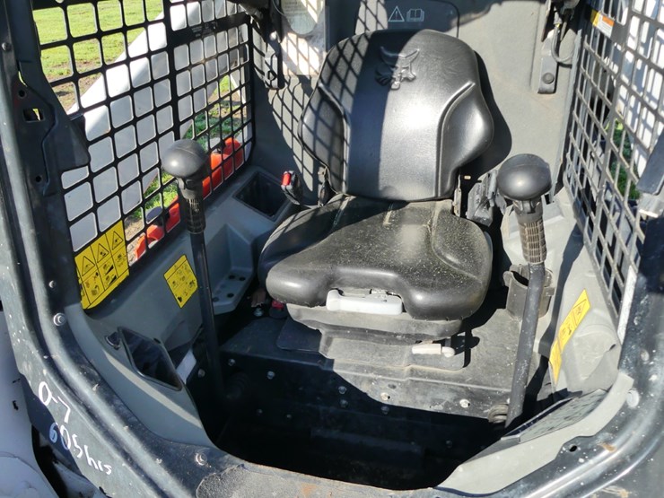 2024-bobcat-t650-image-12