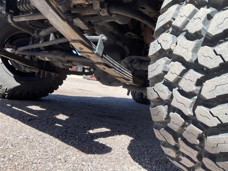 1993-jeep-wrangler-image-16