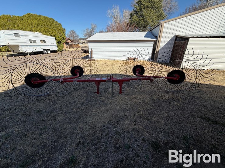 2022-ibex-ts130-2+2-3-pt-hay-rake-image-6