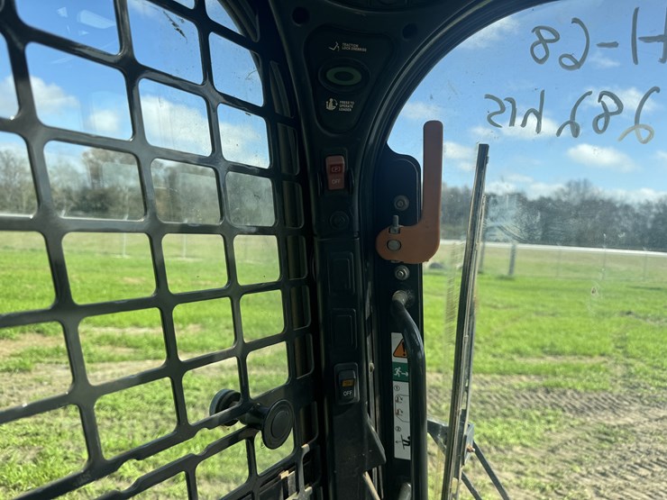 2019-bobcat-t650-image-13