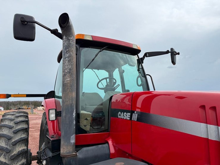 case-ih-mx240-image-16