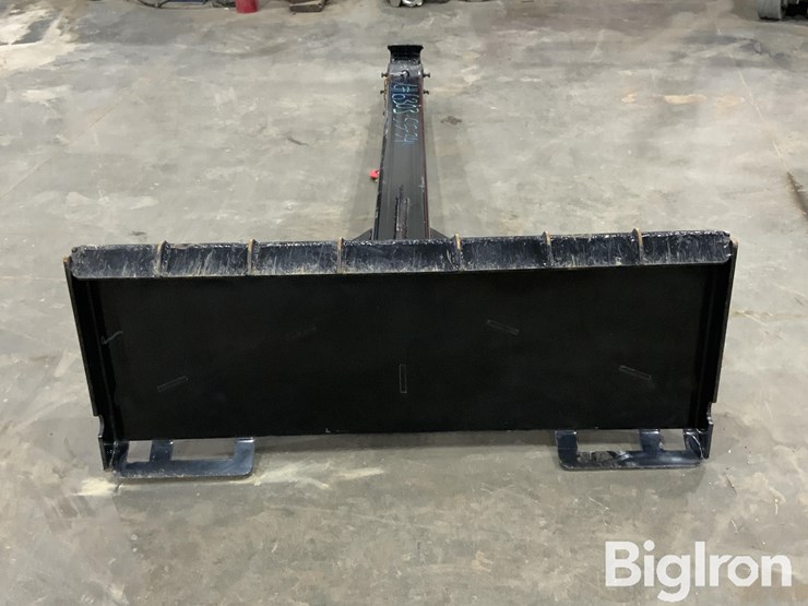 2025-massey-ferguson-730-image-6